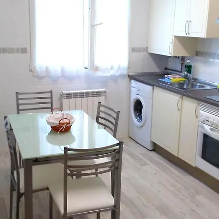 Charming In 80 Sqm Garden Views Apartment Oviedo