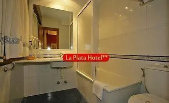 Charming In 80 Sqm Garden Views Apartment *